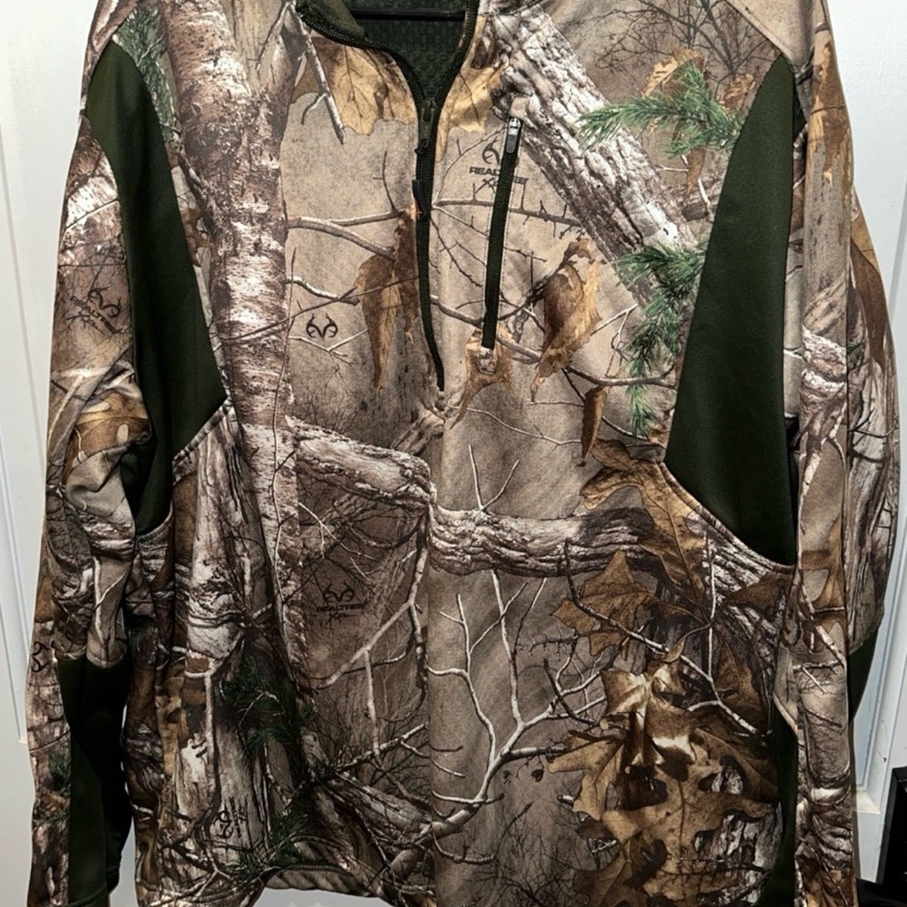 Habit camo pullover size 2XL